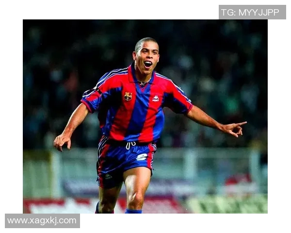 大罗时代的足球明星们：从传奇到新星的辉煌旅程